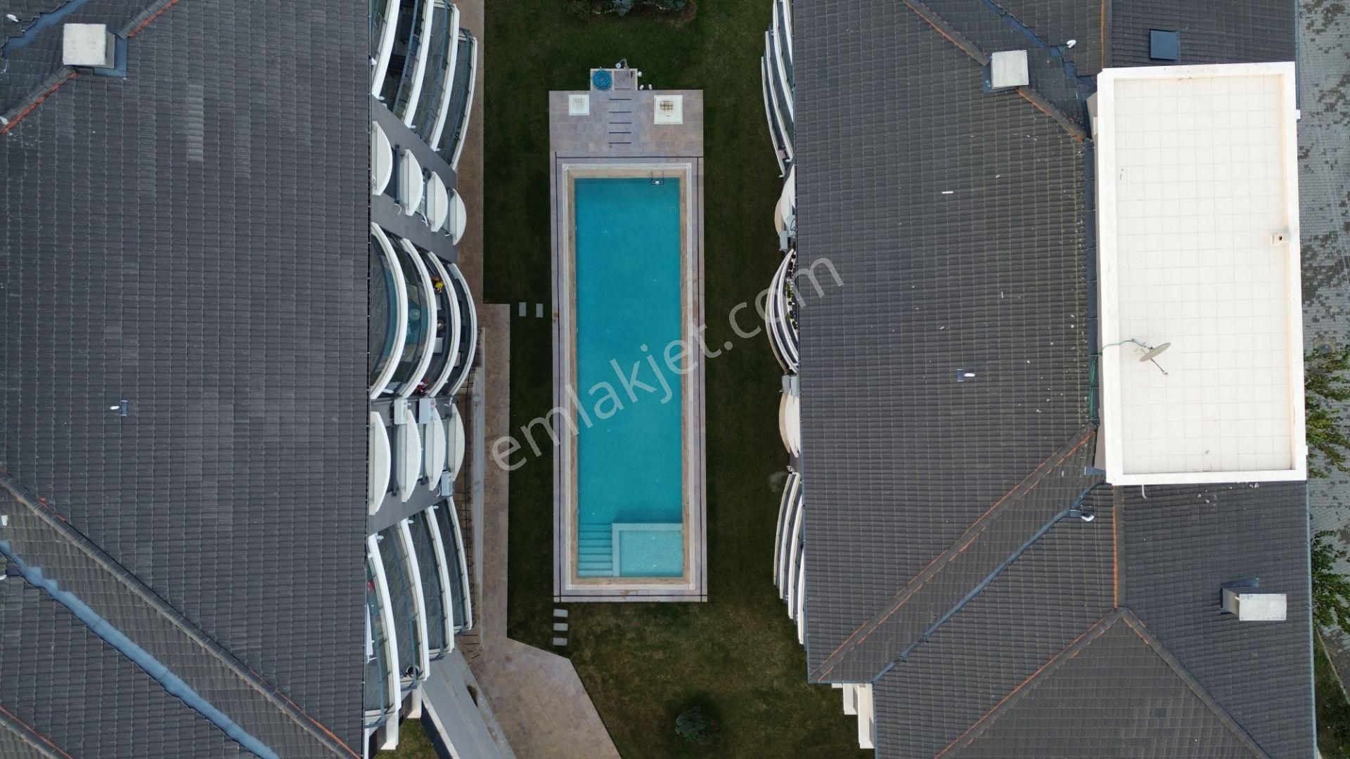 Seferihisar Camikebir Mahallesi – İklımkent Sitesi - Havuzlu, Modern Ve Ferah 2+1 Daire - Görsel 24
