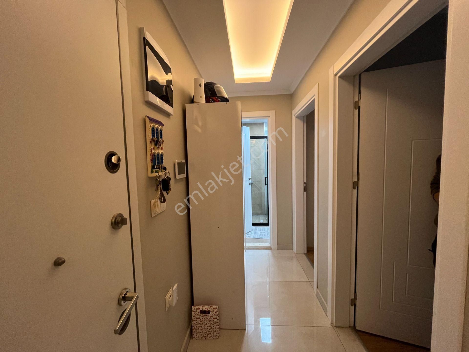 Seferihisar Camikebir Mahallesi – İklımkent Sitesi - Havuzlu, Modern Ve Ferah 2+1 Daire - Görsel 18