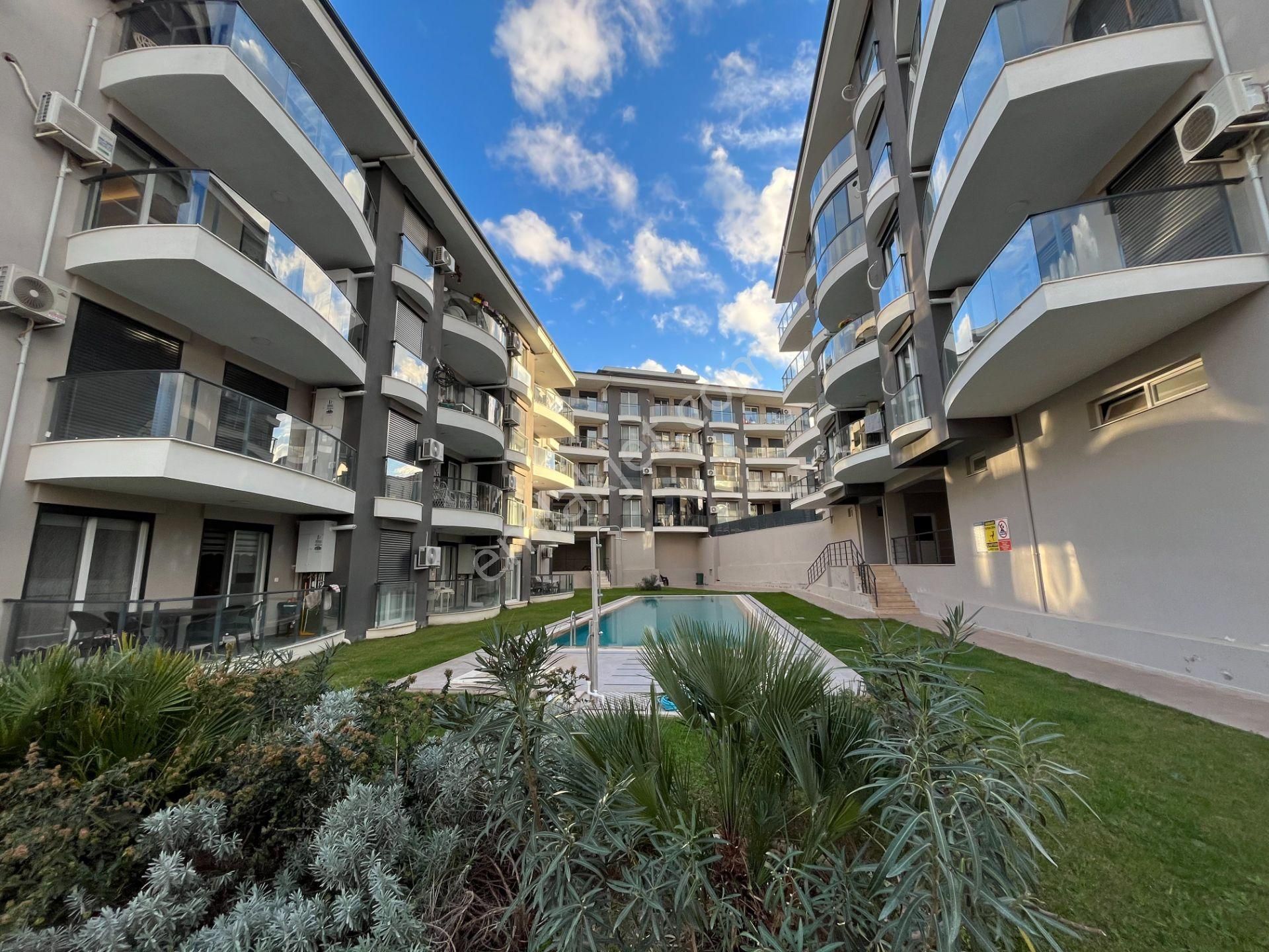 Seferihisar Camikebir Mahallesi – İklımkent Sitesi - Havuzlu, Modern Ve Ferah 2+1 Daire - Görsel 20