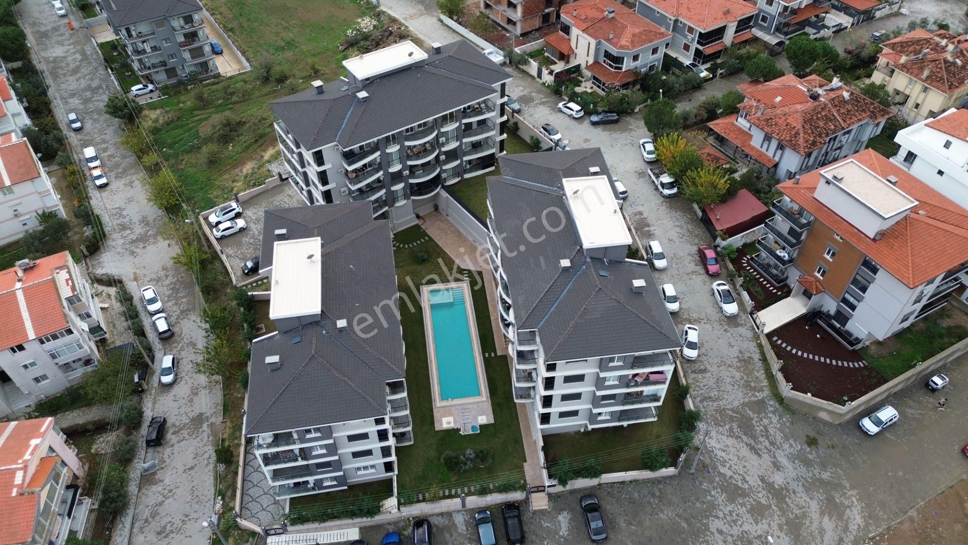 Seferihisar Camikebir Mahallesi – İklımkent Sitesi - Havuzlu, Modern Ve Ferah 2+1 Daire - Görsel 21