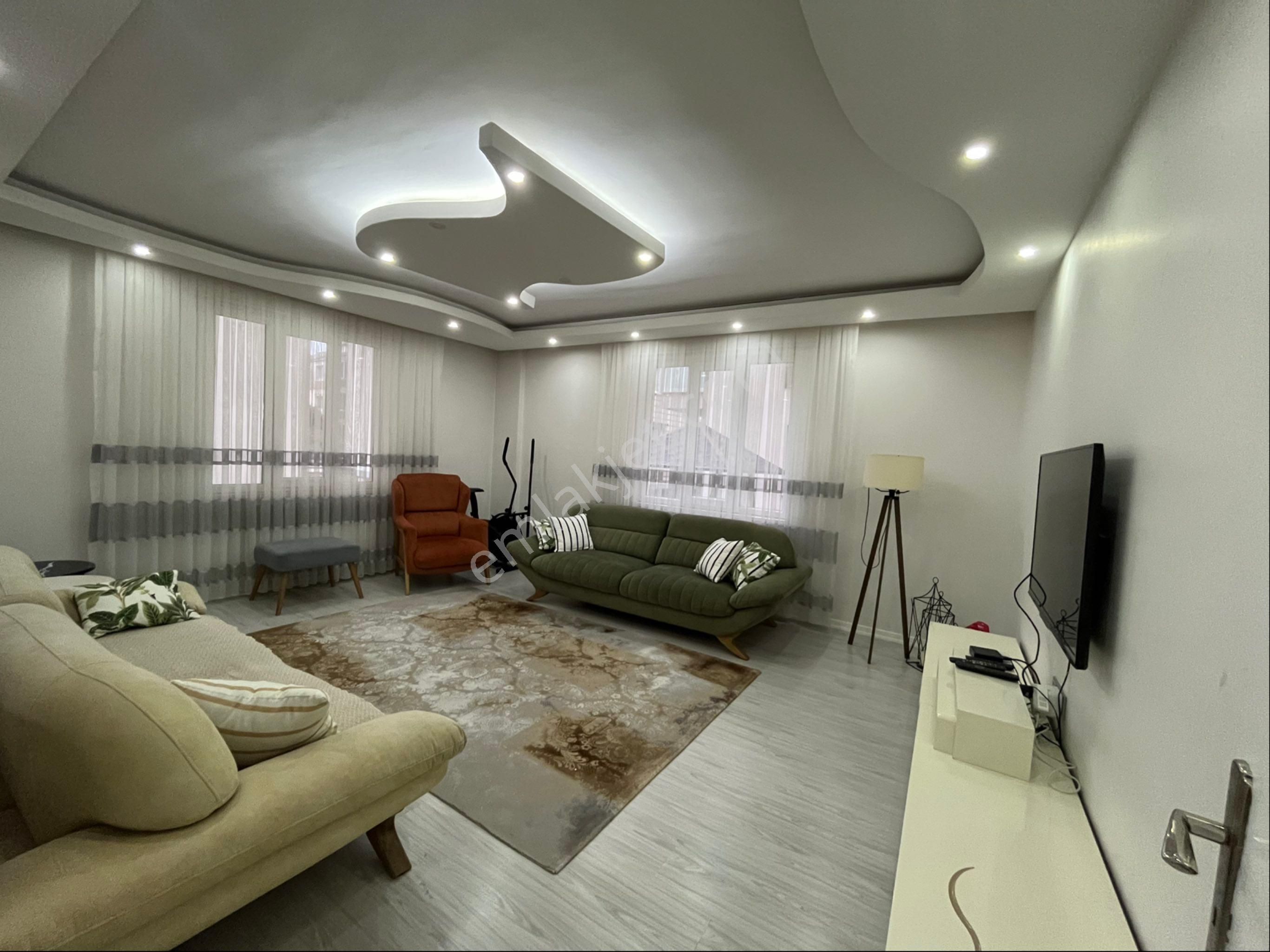 Roma’ Dan Kemalpaşa Mahallesi’ Nde Site İçi Satılık Daire - Görsel 5