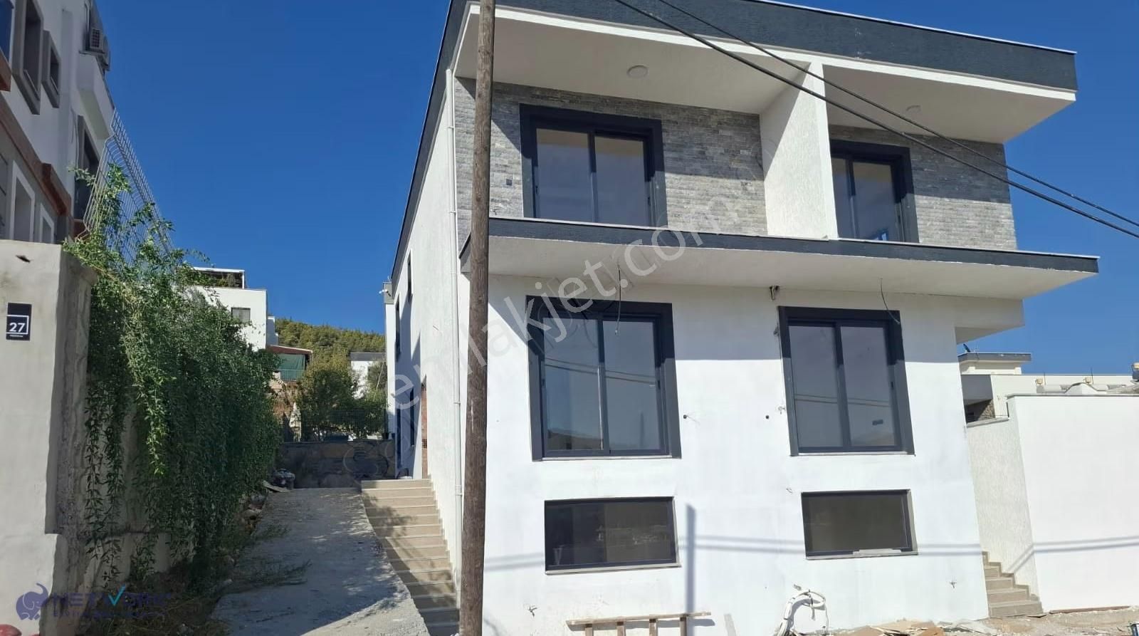 Bodrum Kuyucak 3+1 Alt Dubleks Bahçeli Sıfır Daire