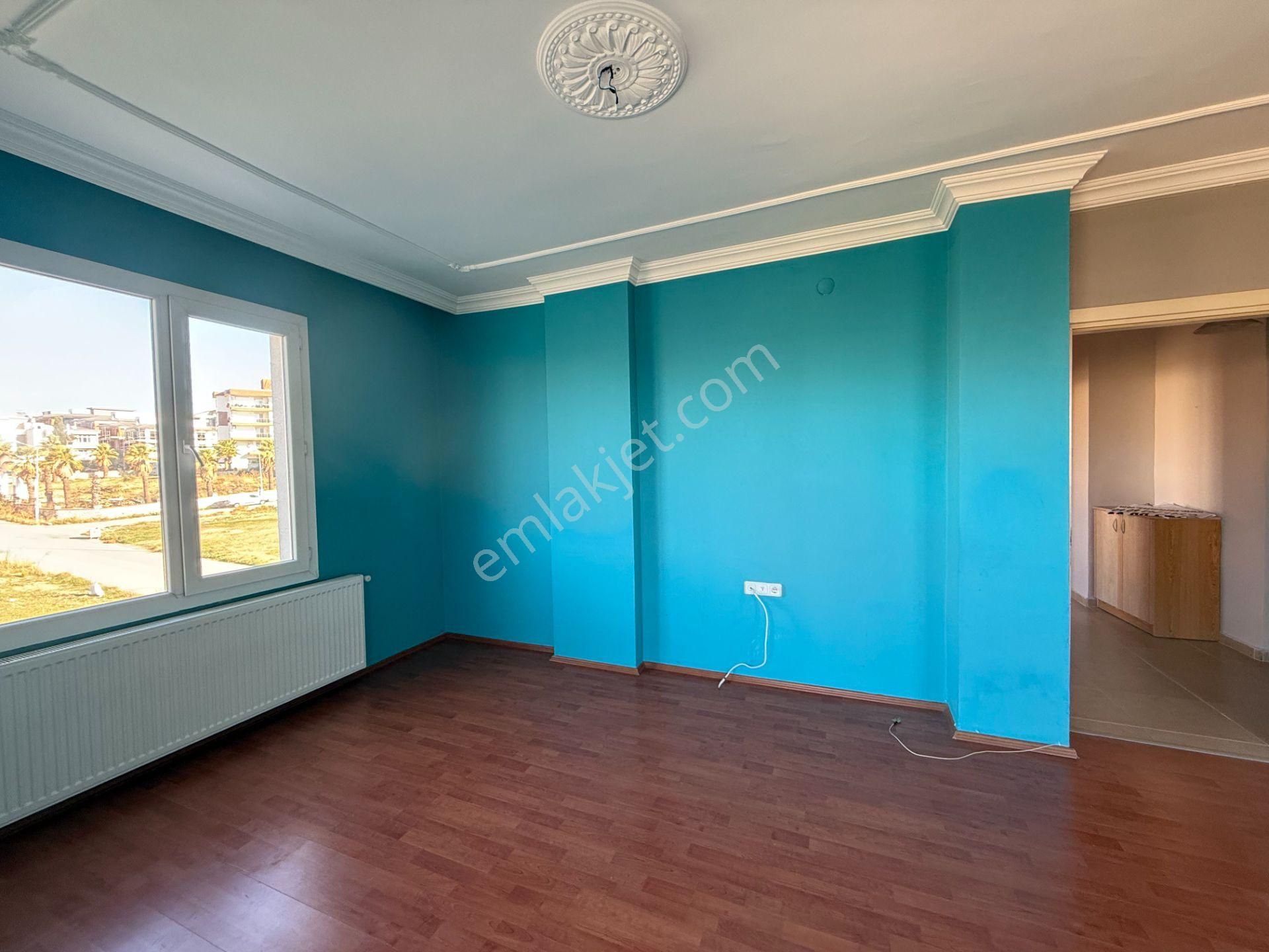 Seferihisar İzmir Caddesi Üzerinde Yeşil Alan Cepheli • Satılık 3+1 Daire - Görsel 4