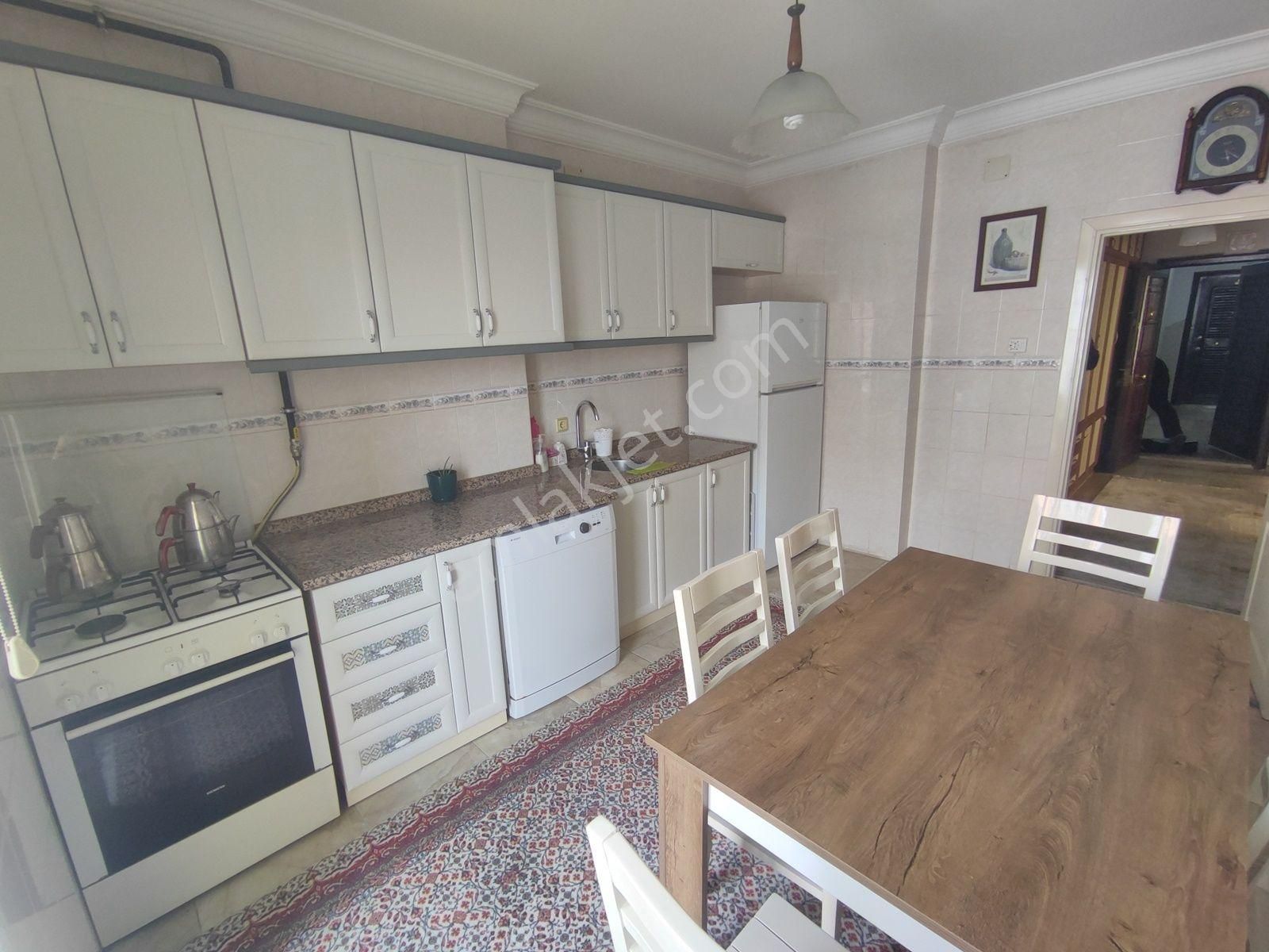 ░_*arcıty*_░den Nevit Kodallı Cad. Civ. Site İçi+full Eşyalı 3+1 - Görsel 4