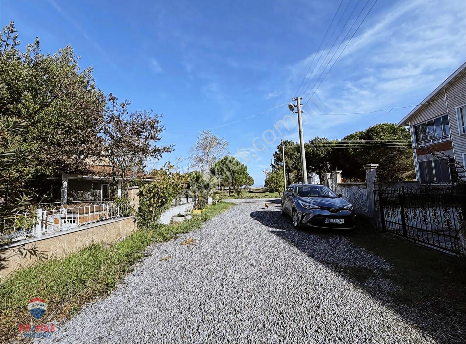 Asuman Mütevellioğlu'ndan Denize Sıfır Köşe Konumda Villa - Görsel 14