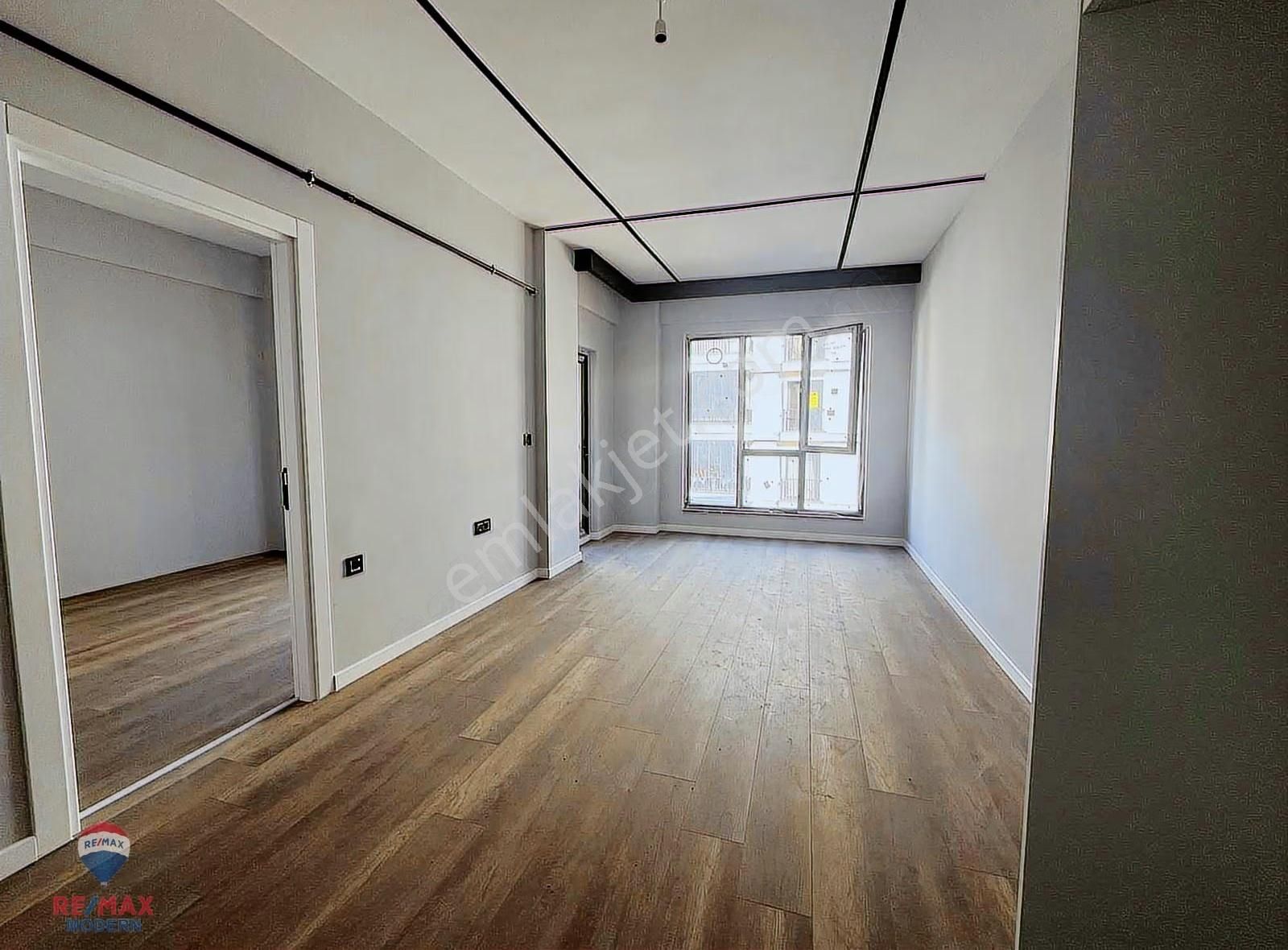 Körfez' De Havuzlu 1+1 Satılık Daire - Görsel 15