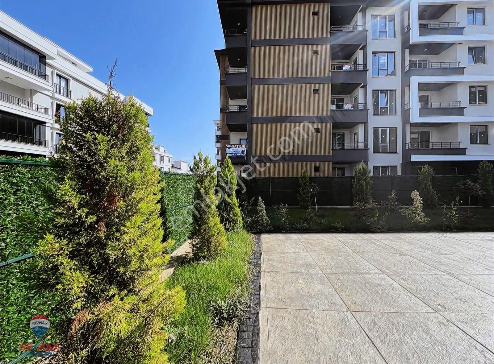 Körfez' De Havuzlu 1+1 Satılık Daire - Görsel 8