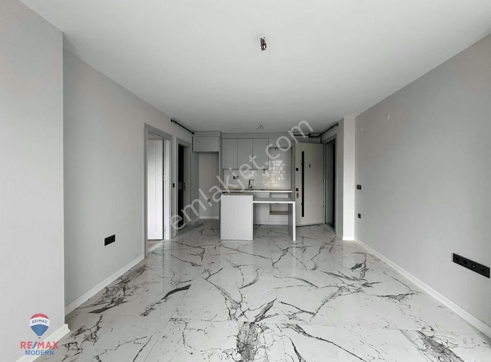 Satılık | Körfez'de Merkezi Konum Denize Yakın Lüks 1+1 - Görsel 21