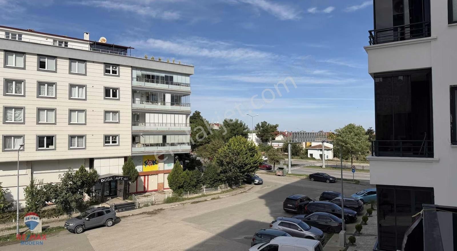 Satılık | Körfez'de Merkezi Konum Denize Yakın Lüks 1+1 - Görsel 28