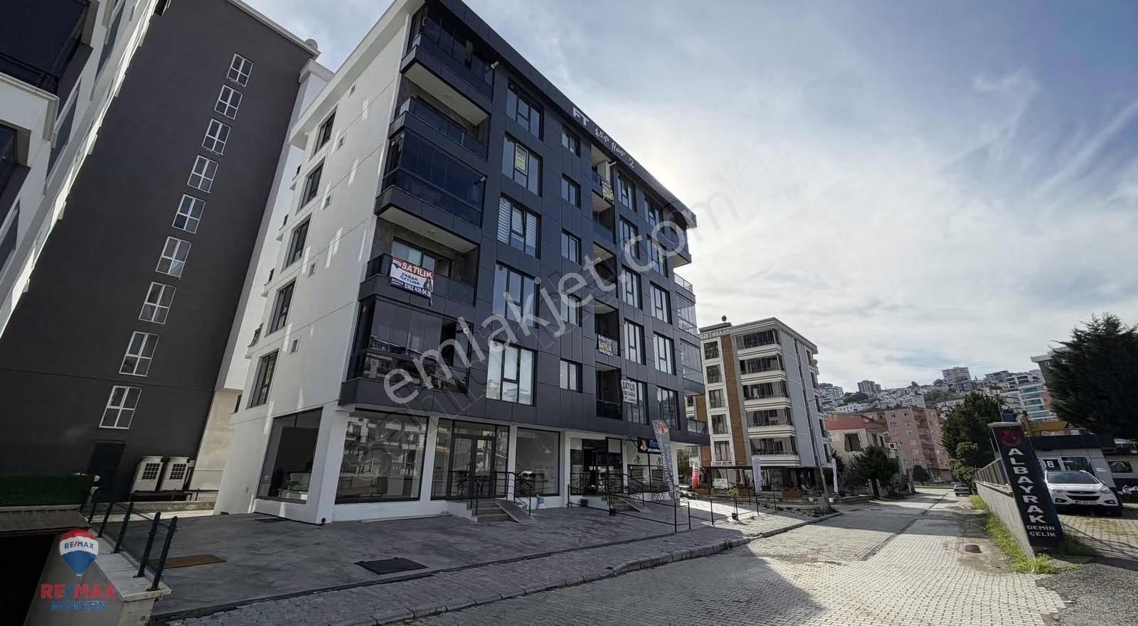 Satılık | Körfez'de Merkezi Konum Denize Yakın Lüks 1+1 - Görsel 18