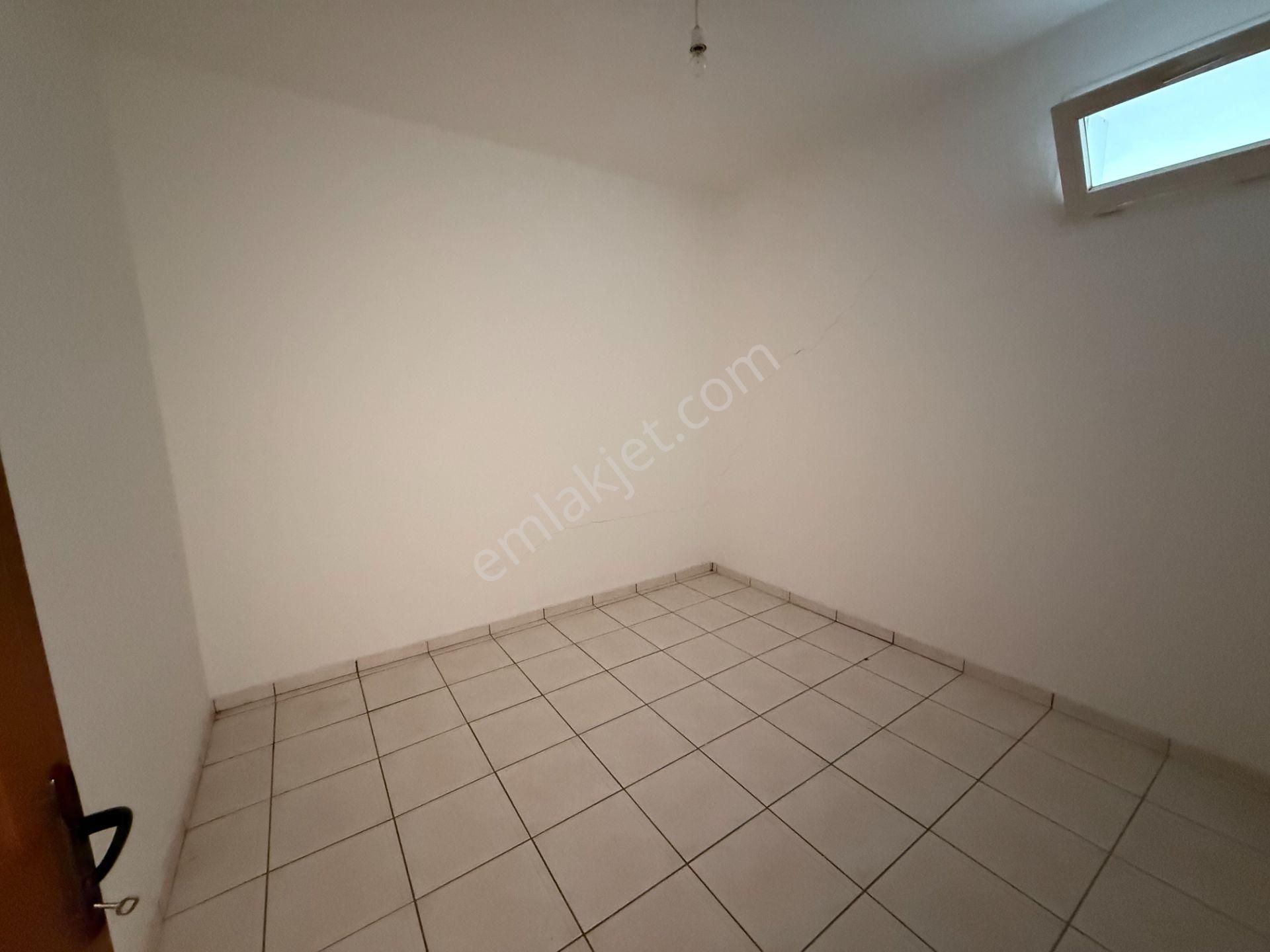 Bodrum Turgutreis Merkez Migros Market Üstü 4+1 Kiralık Ofis Veya Ev - Görsel 9