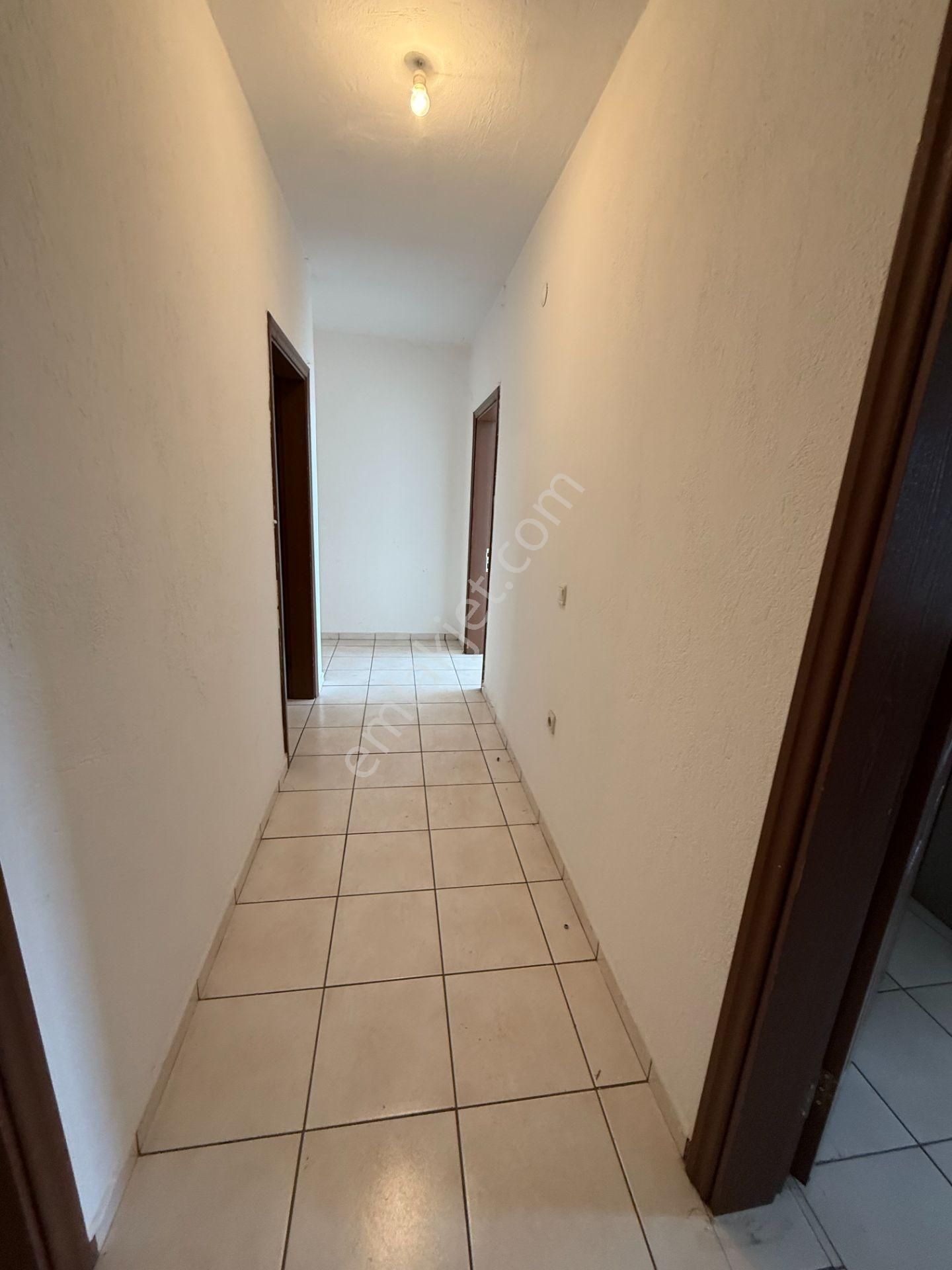 Bodrum Turgutreis Merkez Migros Market Üstü 4+1 Kiralık Ofis Veya Ev - Görsel 15