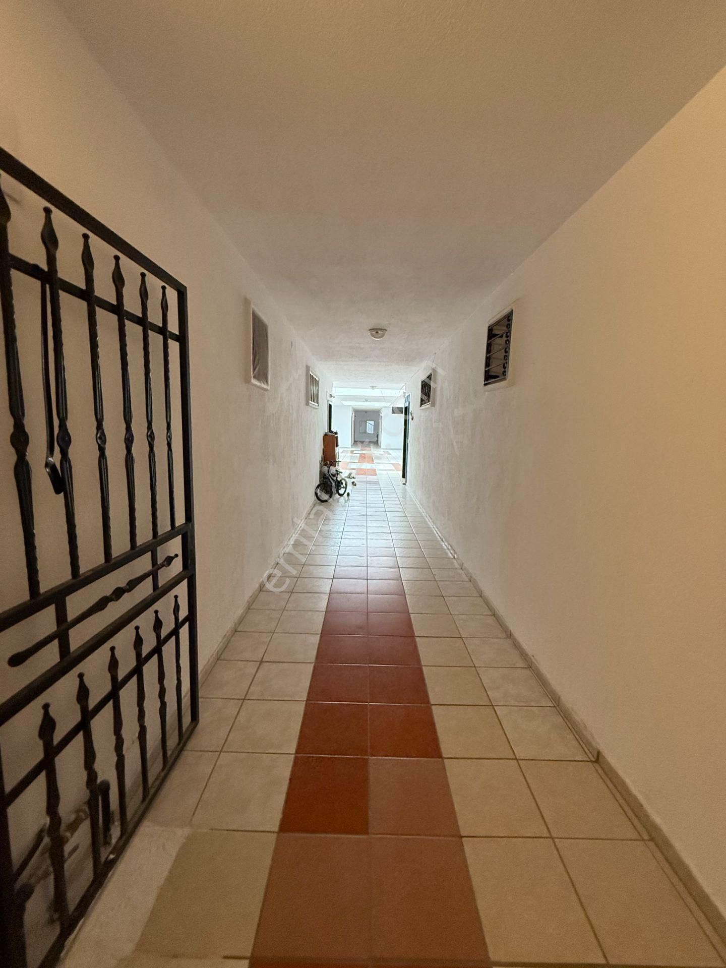 Bodrum Turgutreis Merkez Migros Market Üstü 4+1 Kiralık Ofis Veya Ev - Görsel 4