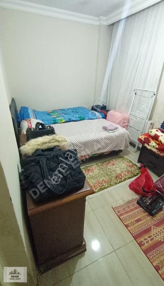 Sultangazi Cad Üzerinde Satılık Daire