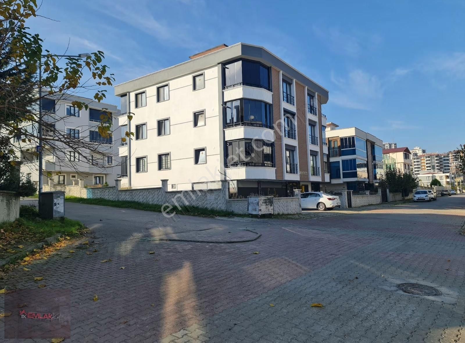 Emlak Kent'ten Merkezi Konumda Satılık 3+1 Daire - Görsel 10