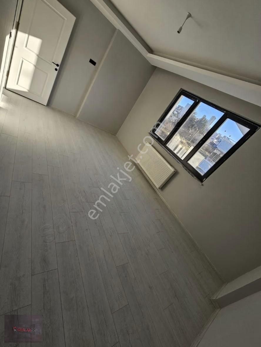 Emlak Kent'ten Merkezi Konumda Satılık 3+1 Daire - Görsel 13