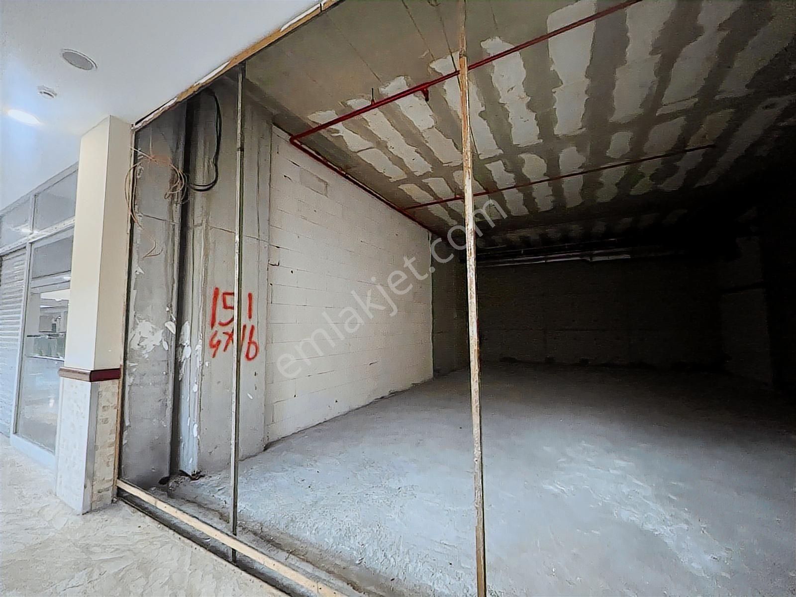 Yenişehir Merkez'de Atlantis Avm'de 81m2 Natamam Kiralık Dükkan - Görsel 4