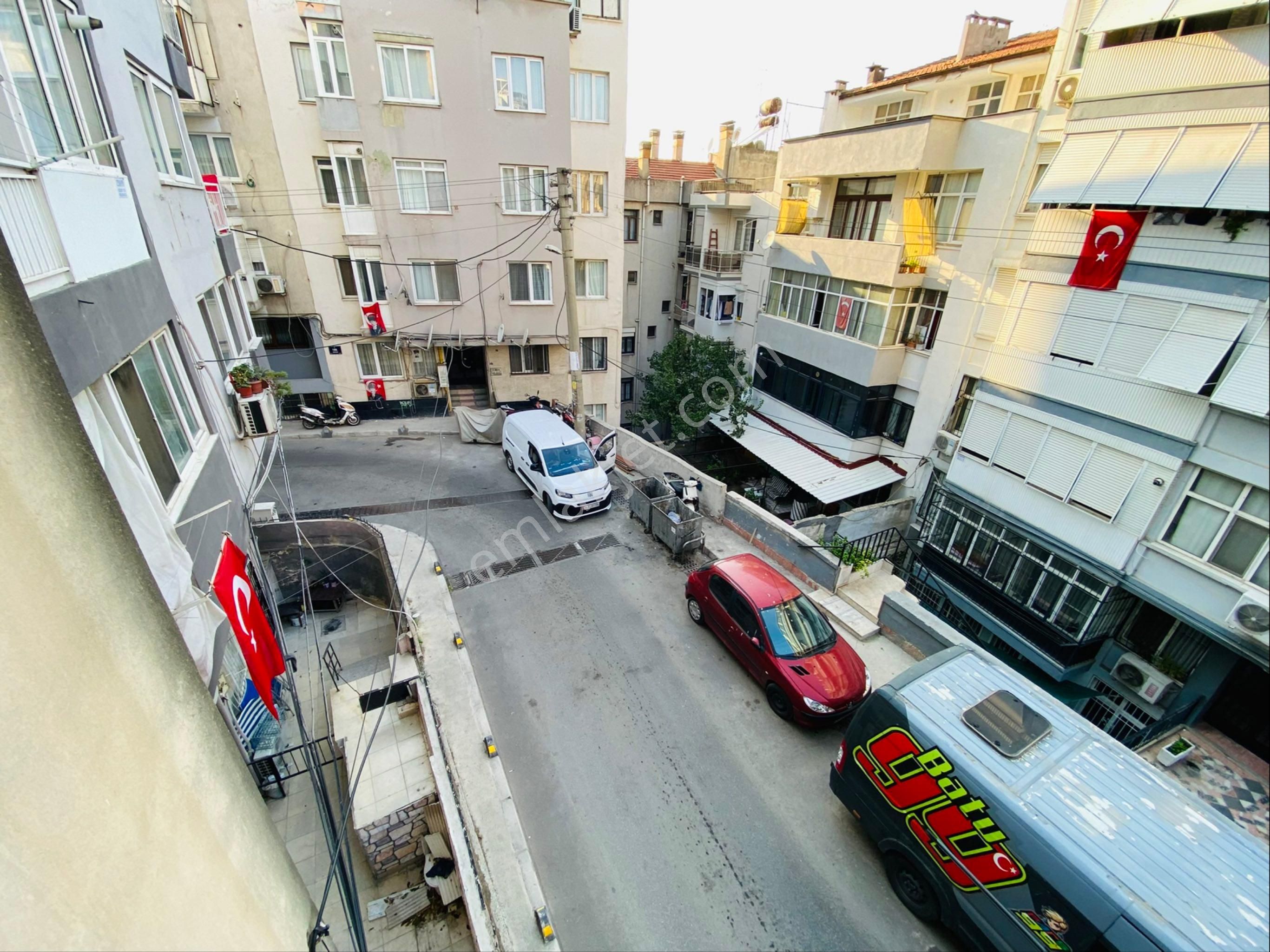 Halılrıfatpaşa Son Durakta 3+1 125m2 Arakat Temiz Bakımlı Daire - Görsel 30