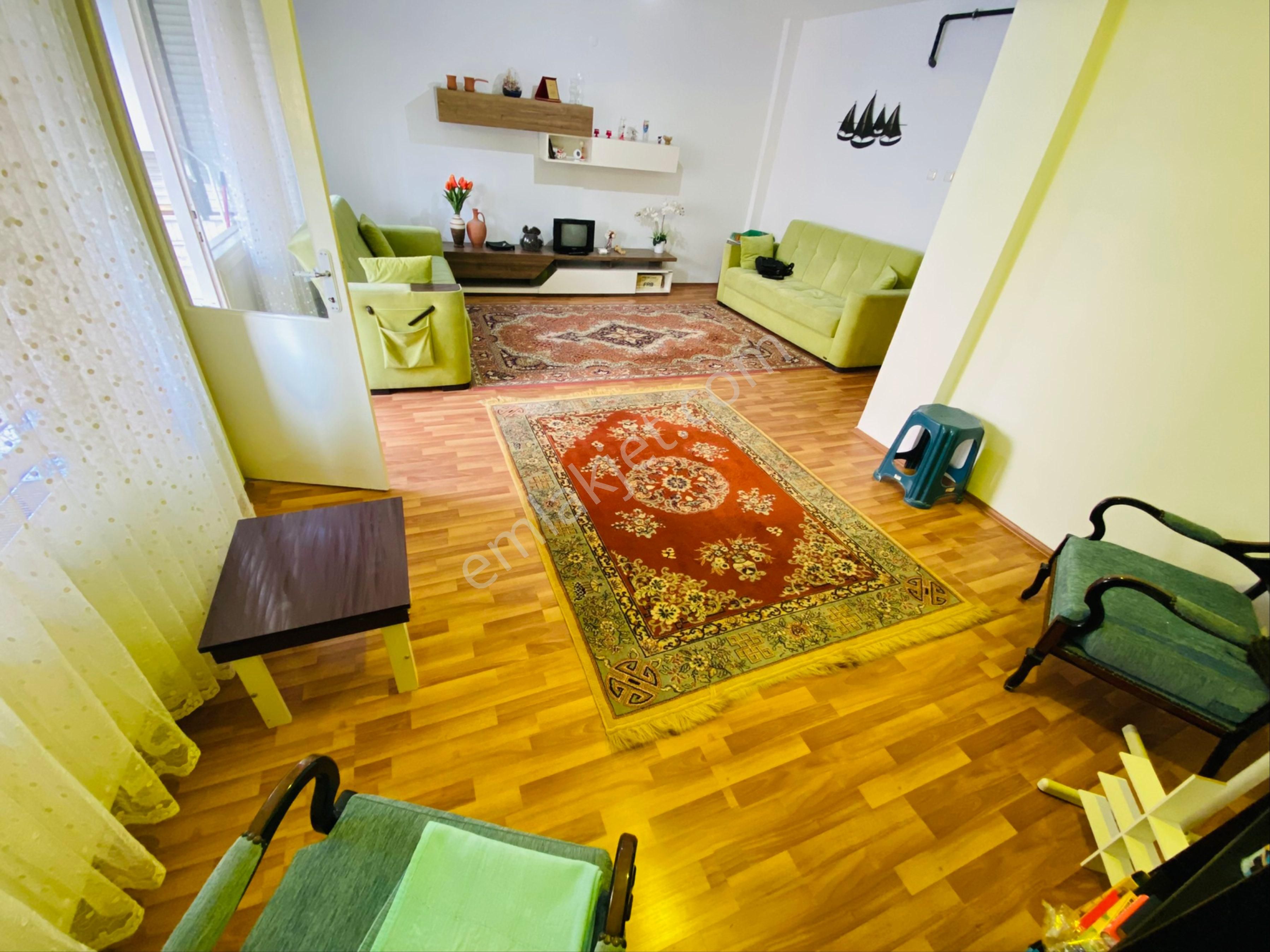 Halılrıfatpaşa Son Durakta 3+1 125m2 Arakat Temiz Bakımlı Daire - Görsel 2