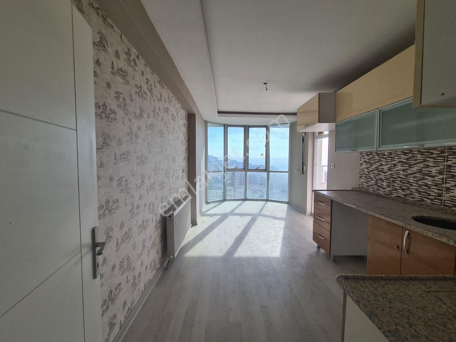 Çift Bloklu Sitede 4 Teraslı / 2 Asansörlü / Hiç Oturulmamış 8+1 - Görsel 2