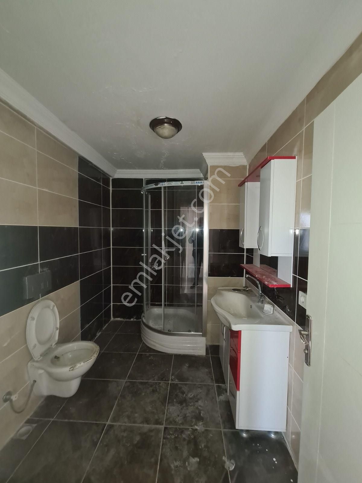 Çift Bloklu Sitede 4 Teraslı / 2 Asansörlü / Hiç Oturulmamış 8+1 - Görsel 20