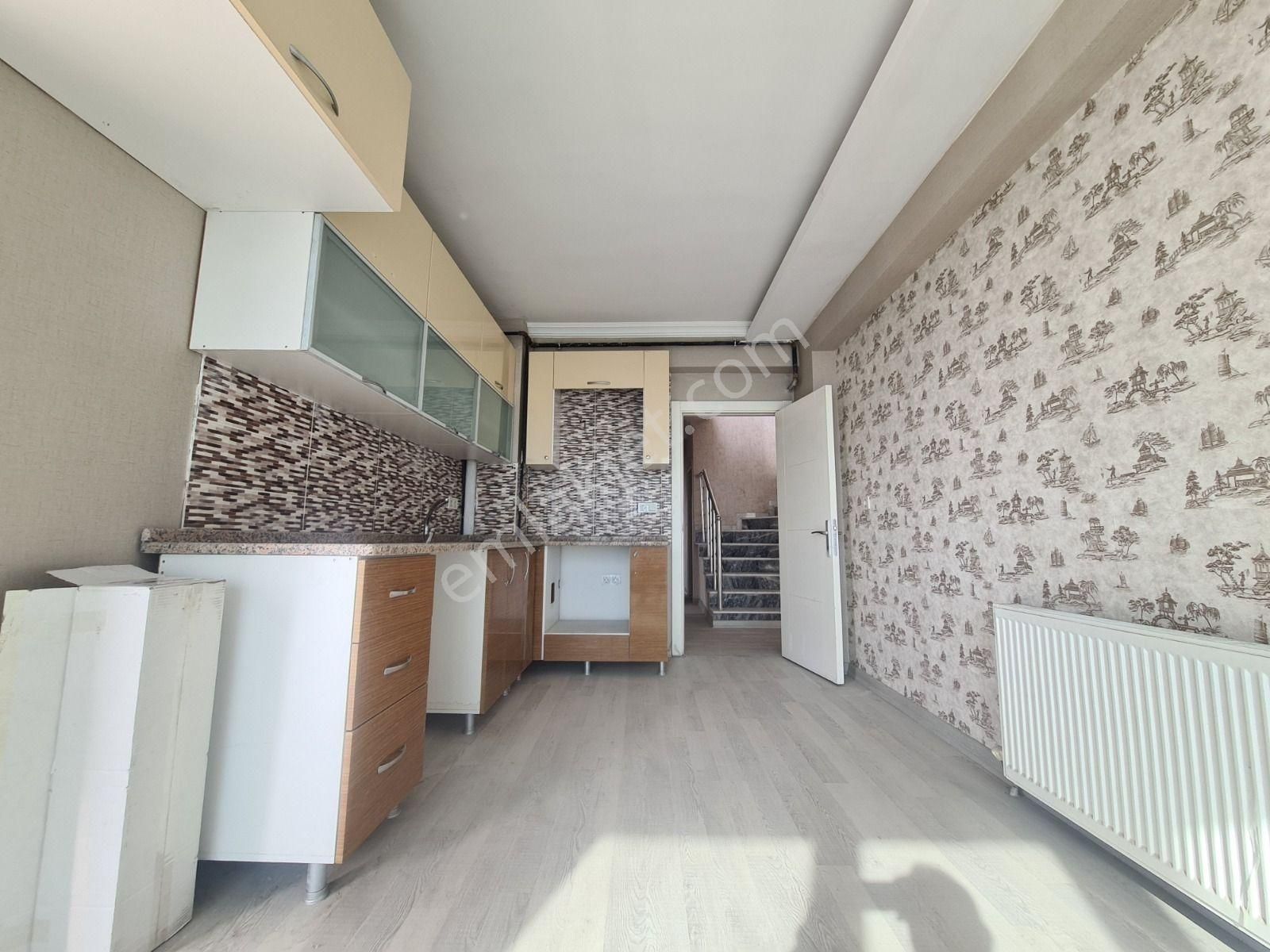 Çift Bloklu Sitede 4 Teraslı / 2 Asansörlü / Hiç Oturulmamış 8+1