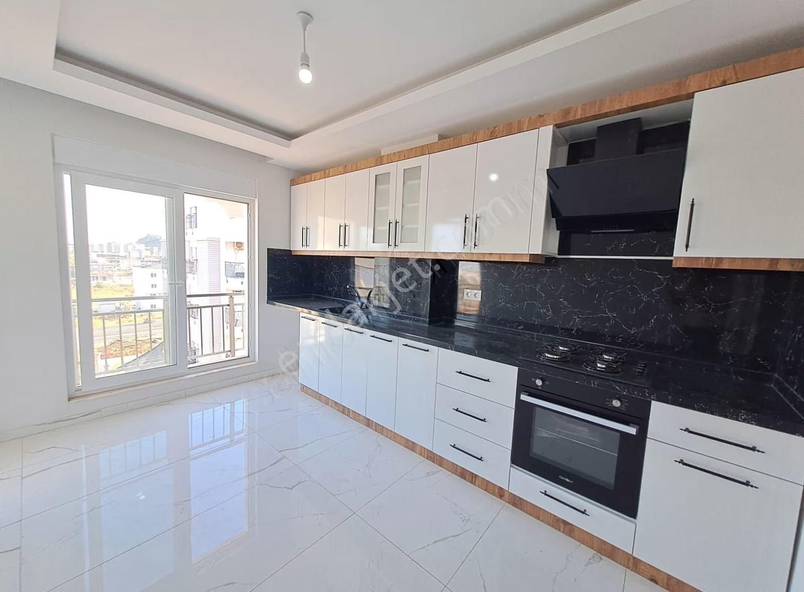 Fevziçakmak Mah Katta Tek Asansörlü Geniş 3+1 Satılık Daire