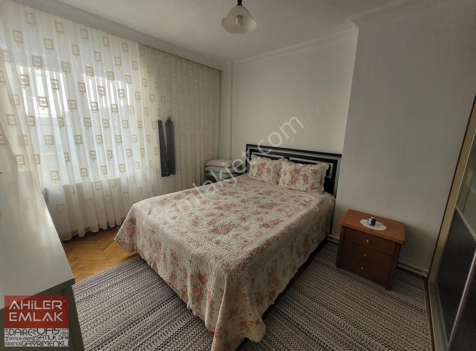 Ahiler'den Cadde Üzeri 5 Oda 1 Salon Dubleks Daire - Görsel 3