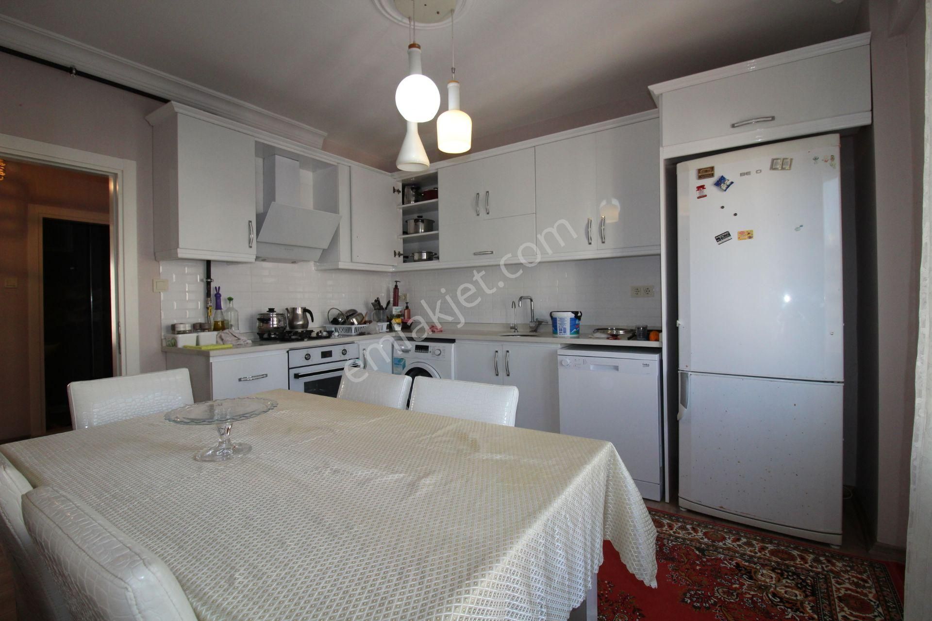 Aslan' Dan Menderes'te Site İçi, Full Yapılı, Doğalgazlı 3+1 Daire - Görsel 9