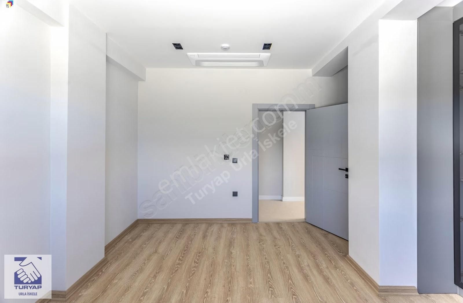 Turyap Urla İskele | Kuşçularda Akıllı, Havuzlu Müstakil Villa - Görsel 33