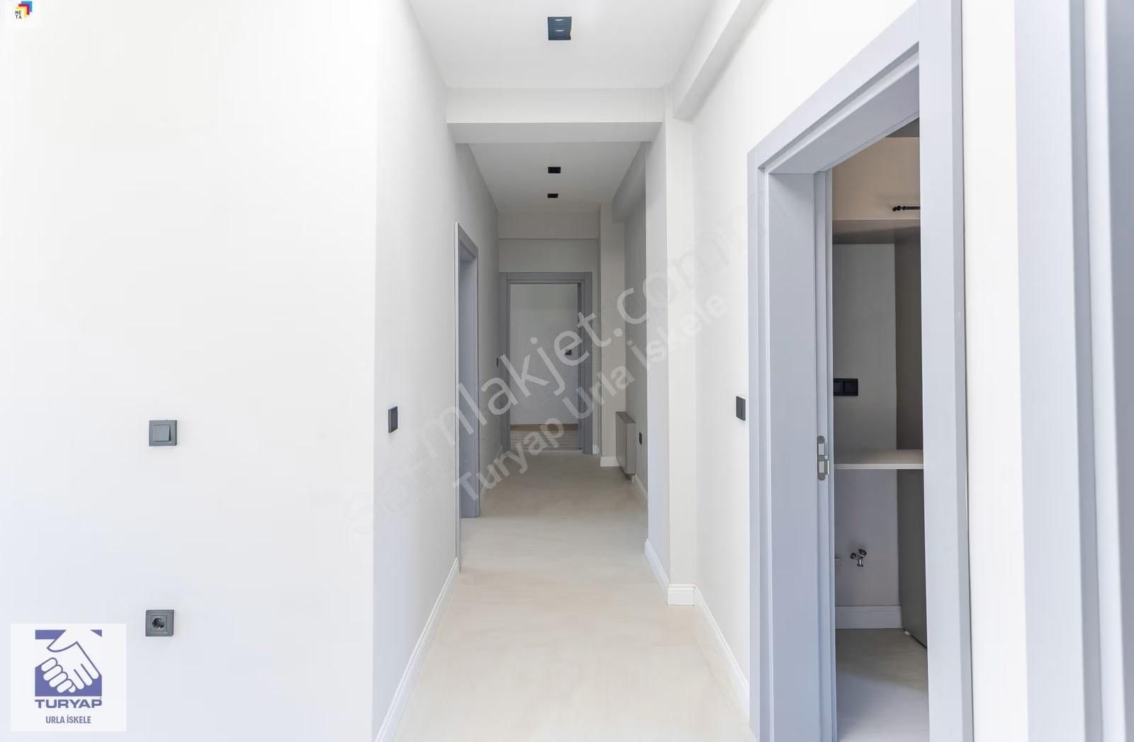 Turyap Urla İskele | Kuşçularda Akıllı, Havuzlu Müstakil Villa - Görsel 2