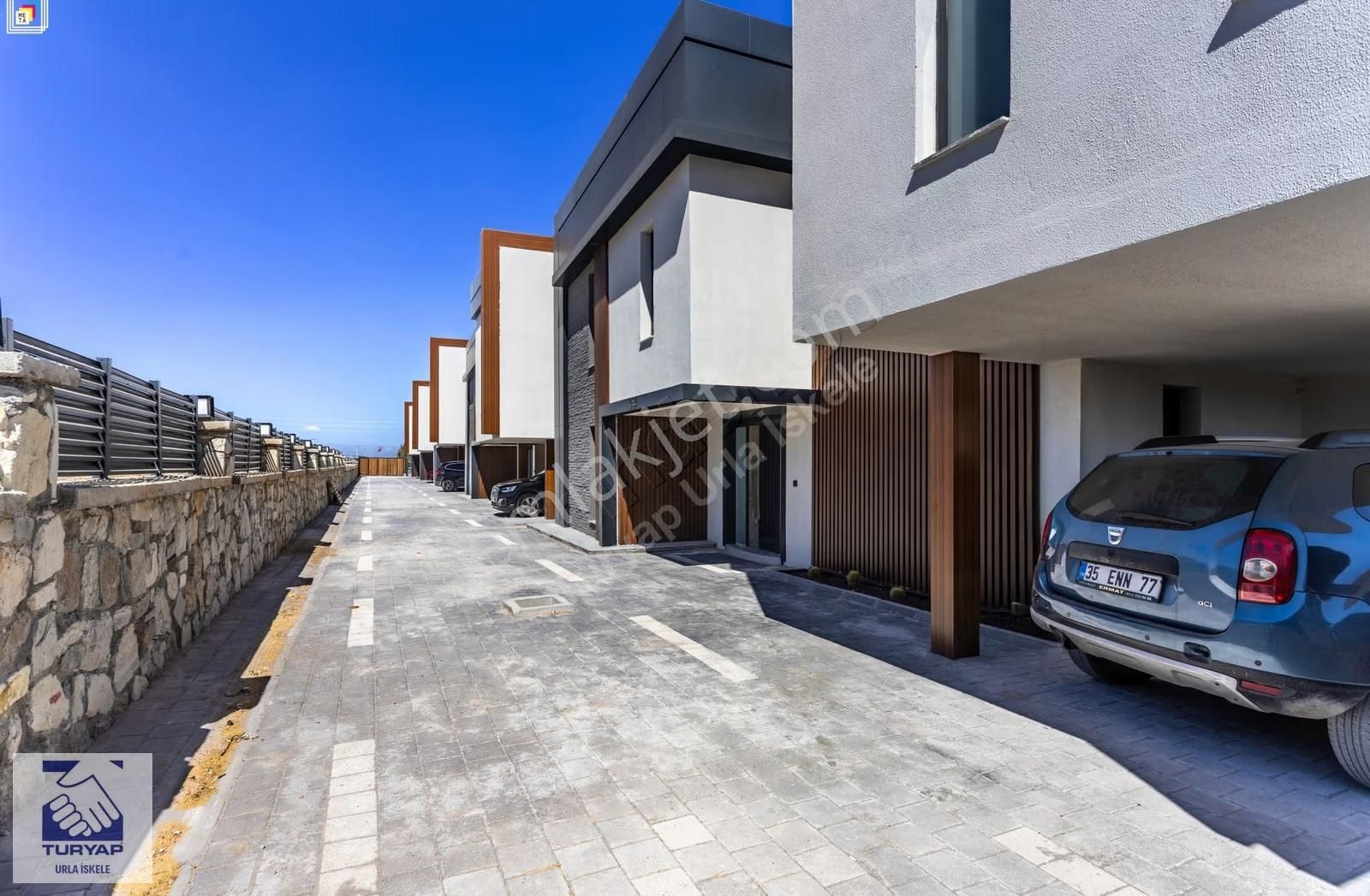 Turyap Urla İskele | Kuşçularda Akıllı, Havuzlu Müstakil Villa
