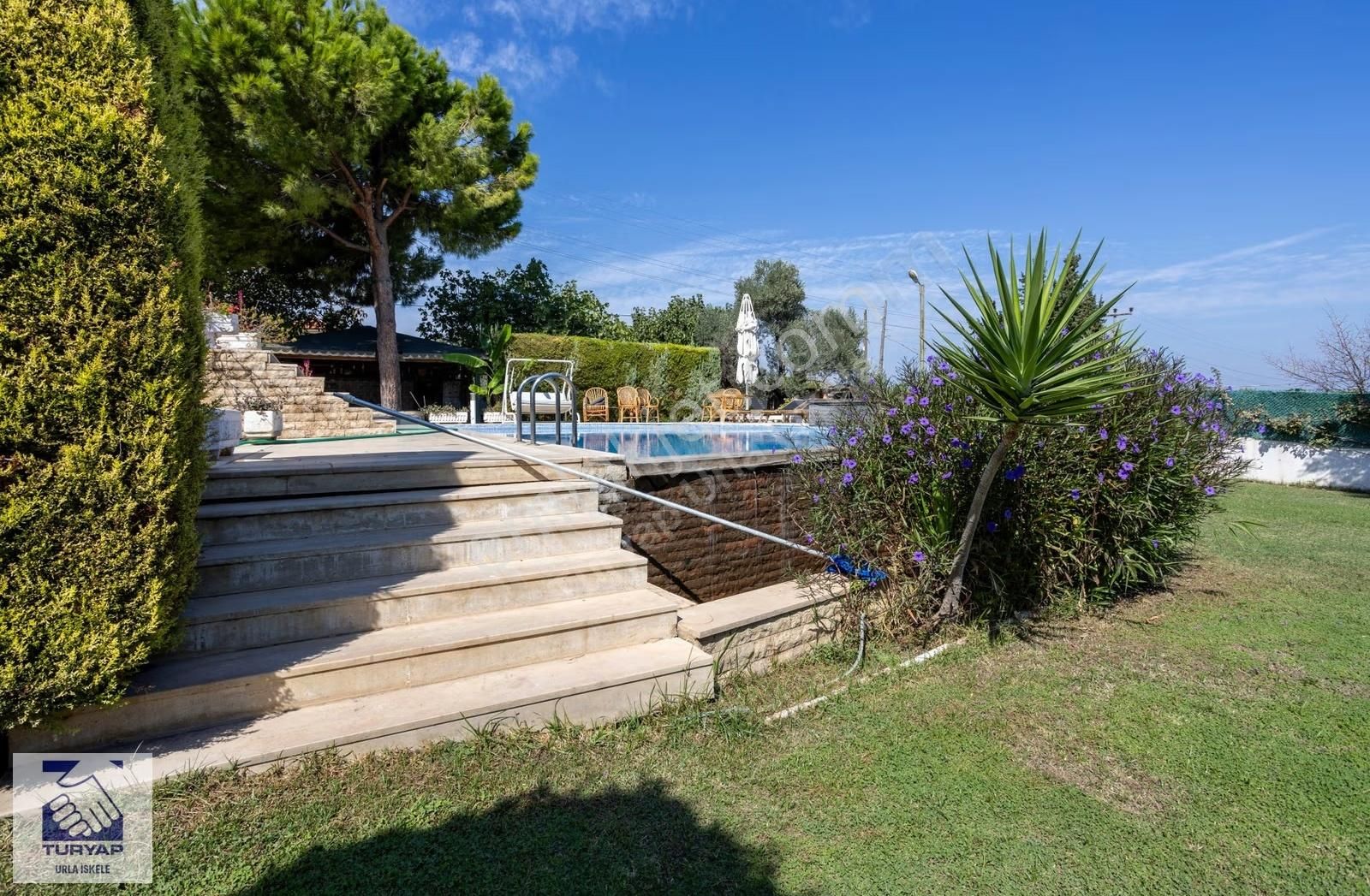 Urla Çeşmealtında Deniz Manzaralı Villa - Görsel 23