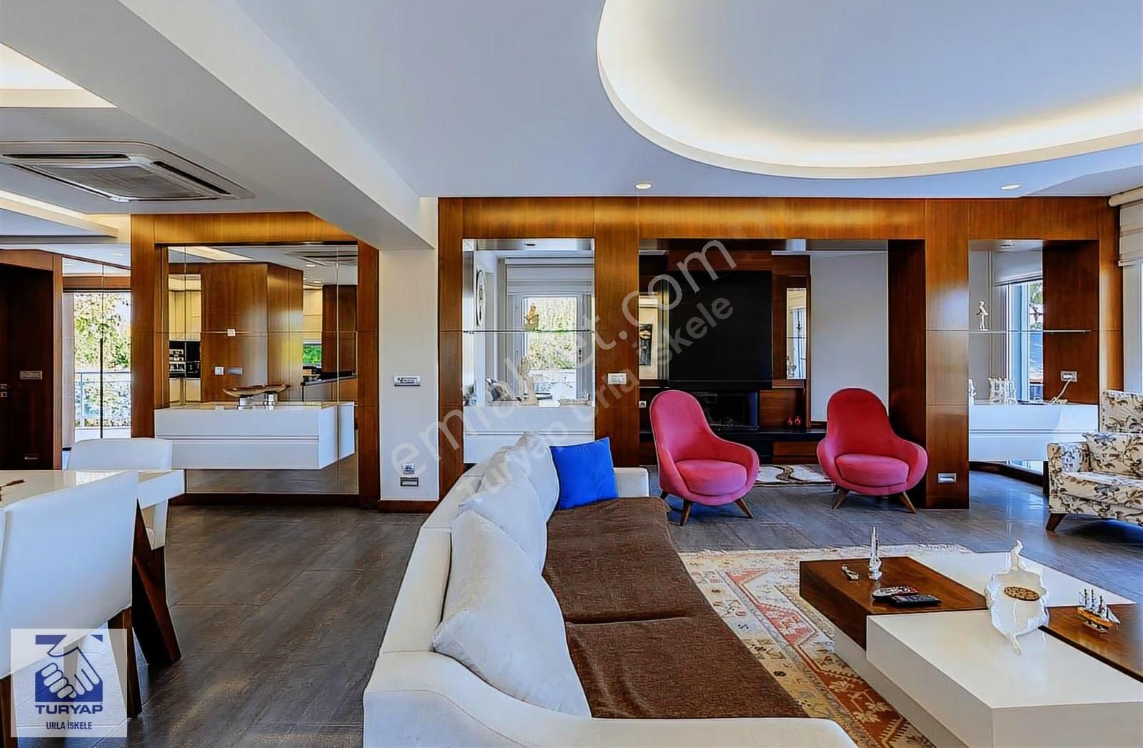 Urla Çeşmealtında Deniz Manzaralı Villa - Görsel 28