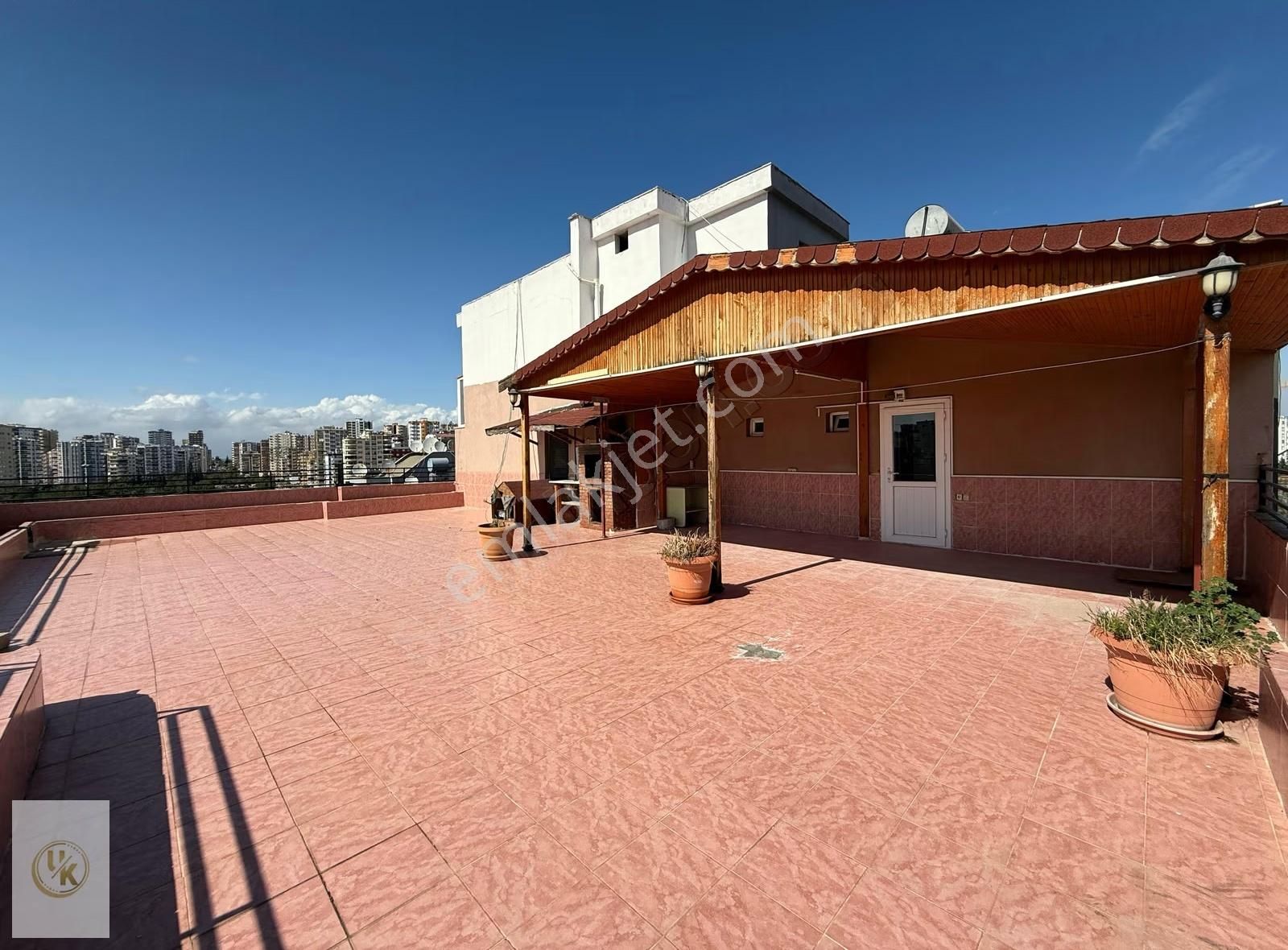 A.türkeş Blv Üzeri/t.özal Hasanusta Cvr/3+1/ç.banyo/130 M2 Teras