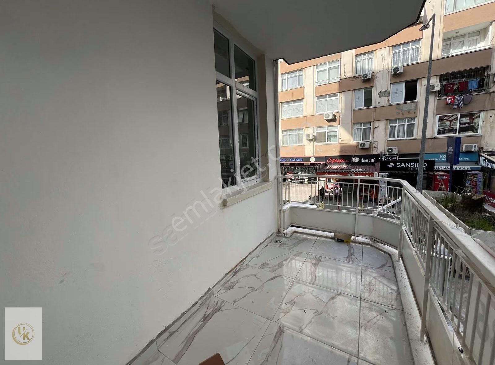 Adana Koleji Cvr Blvr Üzeri İşyerine'de Uygun 2+1 K.mutfak Daire - Görsel 16
