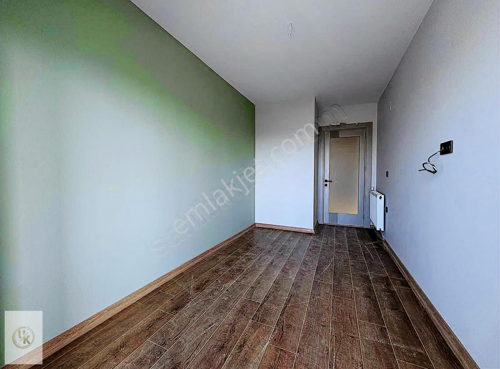 Kabasakalda Site İçi/sıfır/3+1/k.mutfak/ç.banyo/g.odalı/güvenlik - Görsel 12