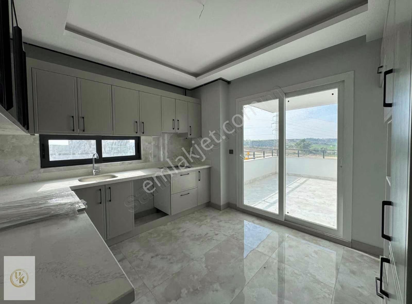 Kabasakalda Site İçi/sıfır/3+1/k.mutfak/ç.banyo/g.odalı/güvenlik - Görsel 13