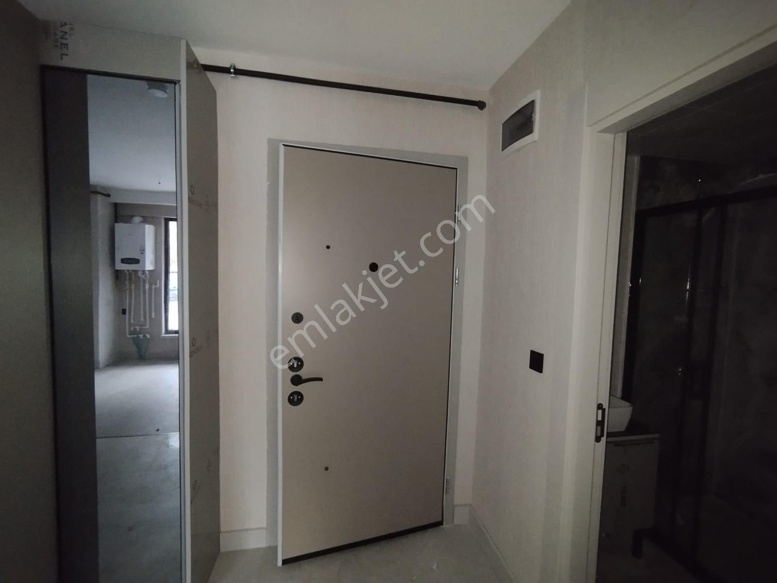 Çankaya Birlik Mahallesinde Sıfır Kiralık 1+1 Daire - Görsel 11