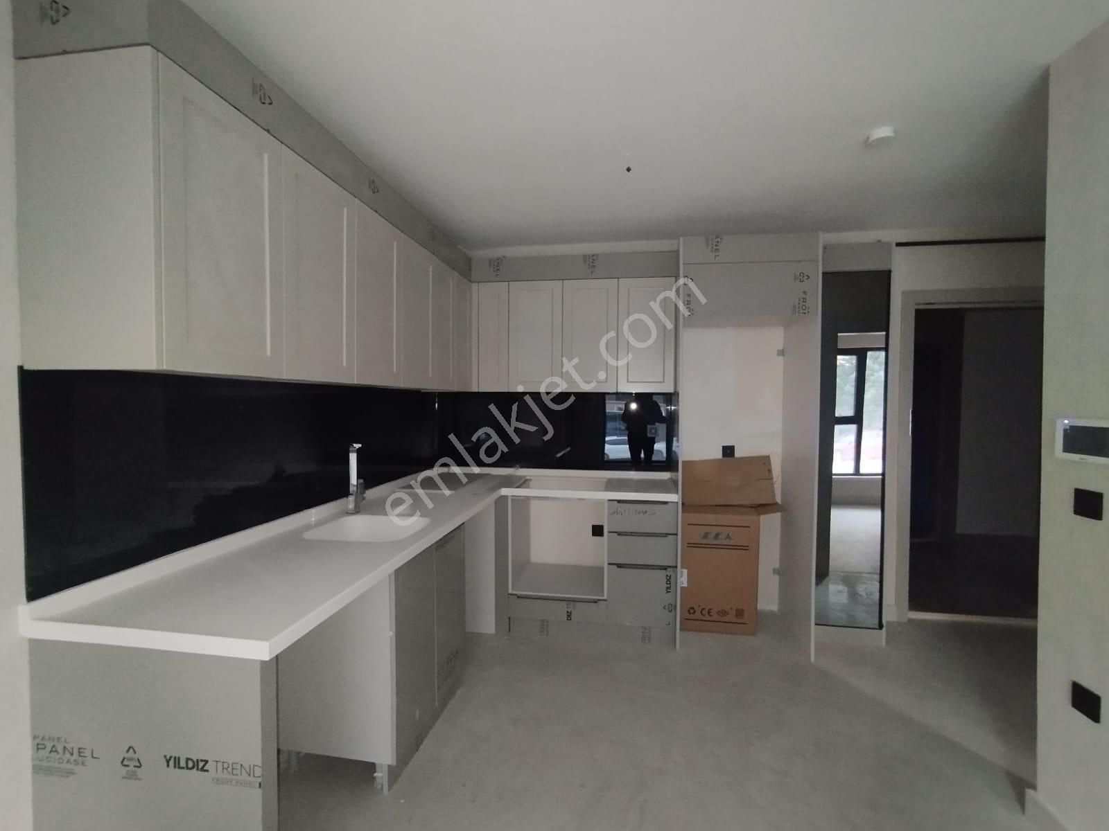 Çankaya Birlik Mahallesinde Sıfır Kiralık 1+1 Daire - Görsel 17