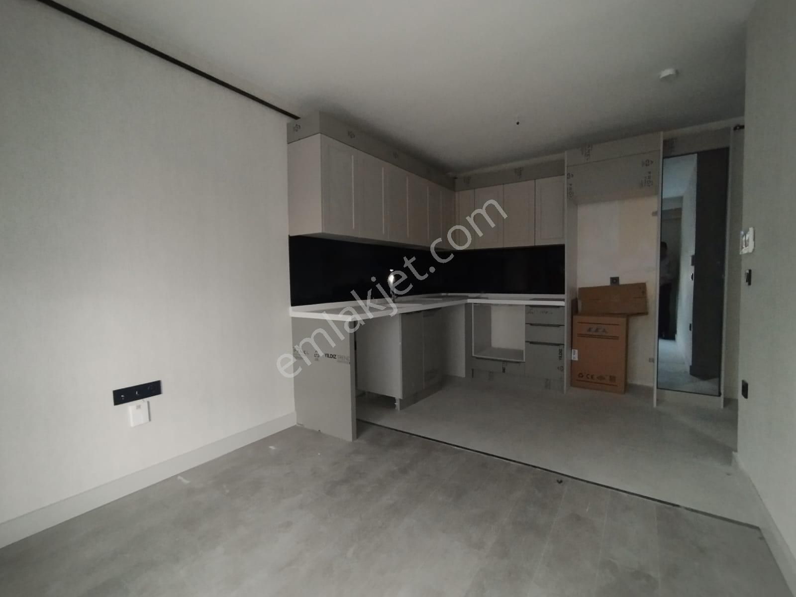 Çankaya Birlik Mahallesinde Sıfır Kiralık 1+1 Daire - Görsel 16