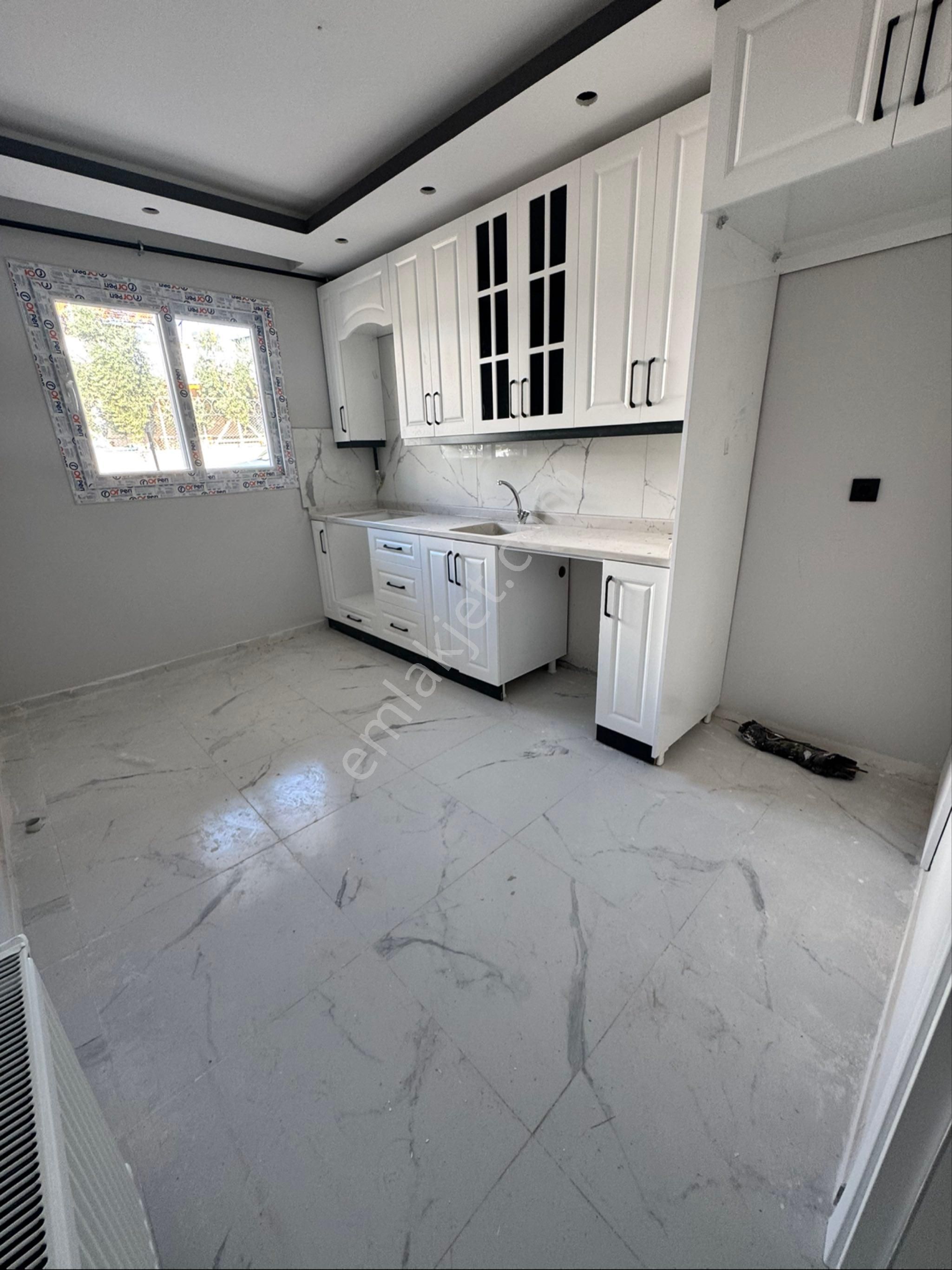 Ugur Kaya Gayrimenkuldan Saricam Gultepede 2+1 K Mutfak İskanli Satliktir