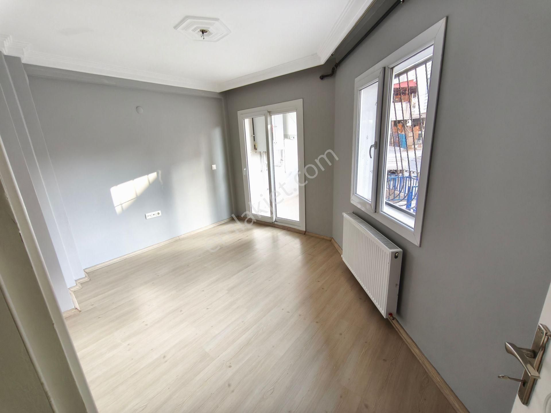 Karabağlar Bozyaka Mahallesi Yüksek Giriş Satılık 2+1 Daire - Görsel 2