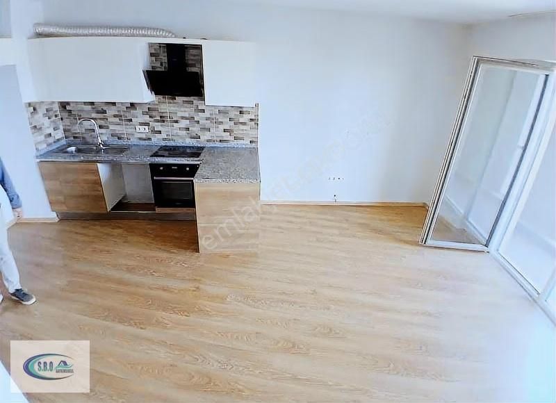Samandıra Da Site İçinde Satılık Ara Kat Daire - Görsel 12