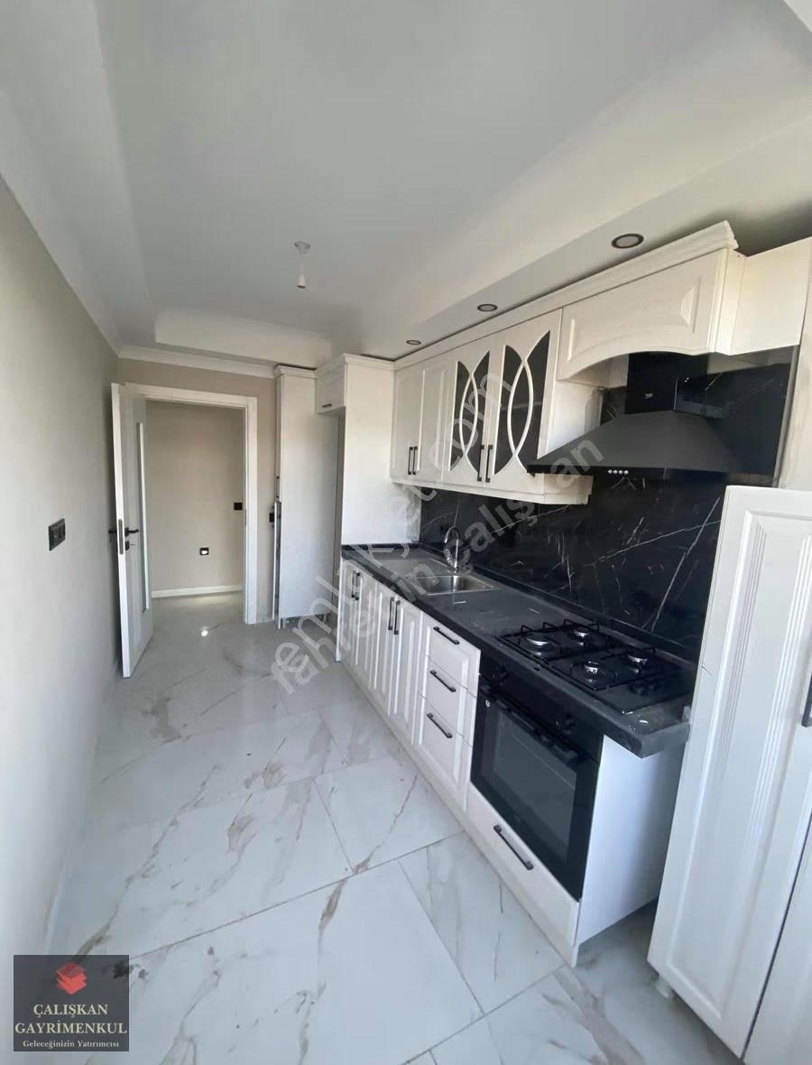 Arnavutköy 'bollucada Butik Site İçinde Satılık 2+1 Daire - Görsel 2