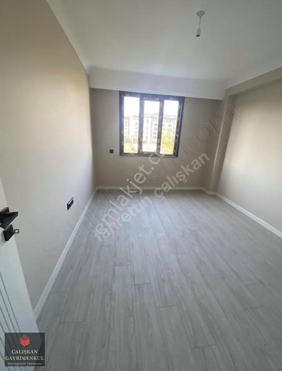 Arnavutköy 'bollucada Butik Site İçinde Satılık 2+1 Daire - Görsel 3