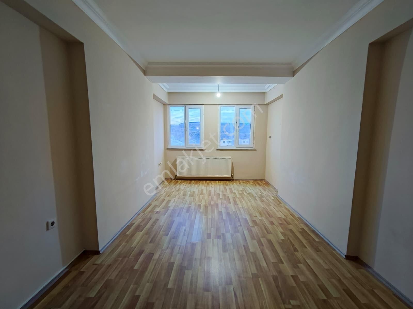 Levent Mahallesi'nde Ara Kat Masrafsız 2+1 Satılık Daire - Görsel 2