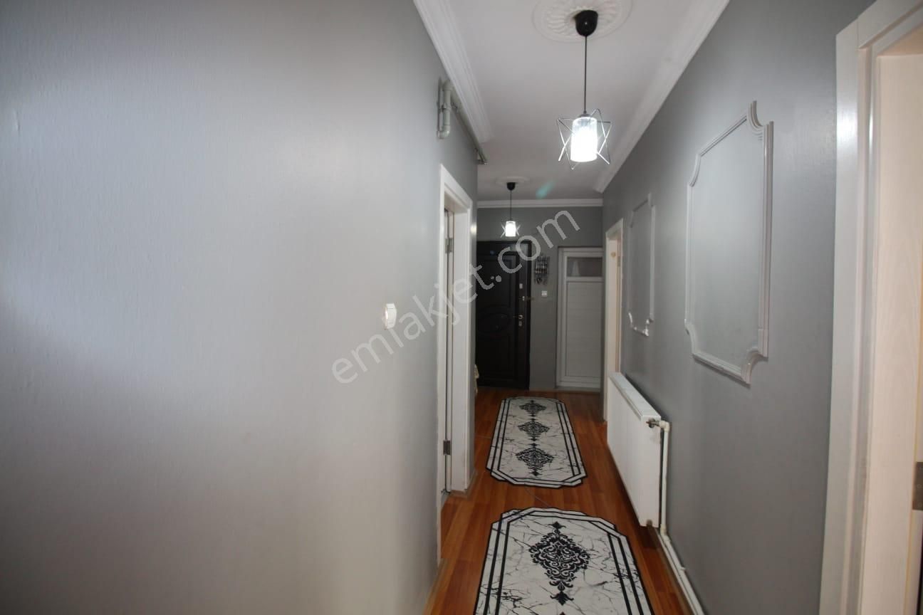 Söke Atatürk Mahallesinde Satılık 3+1 Arakat Daire - Görsel 5