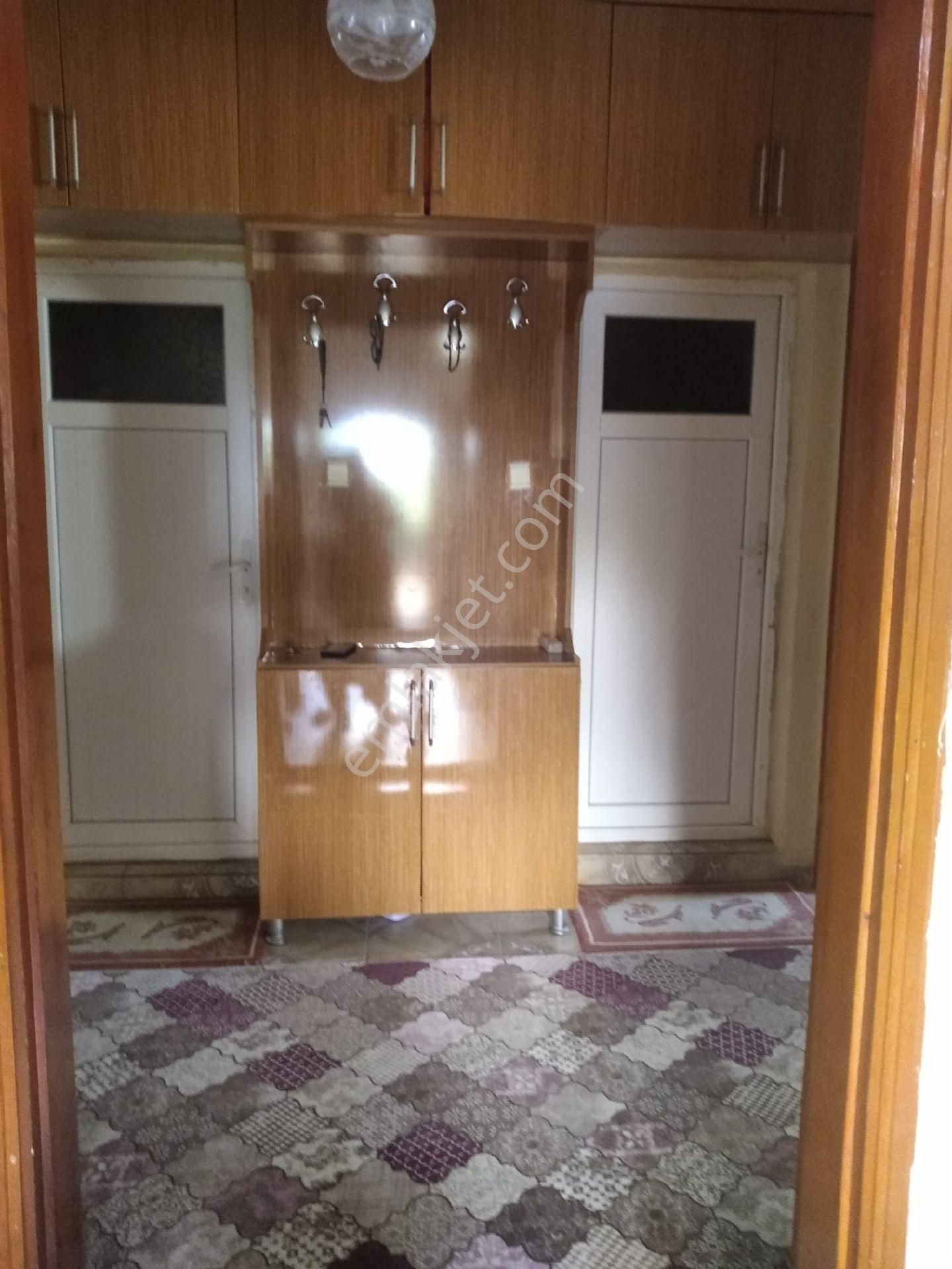 Yıldırım Beyazit Mahallesinde Tek Katli İskanlı Kombili Krediye Uygun Müstakil Ev - Görsel 4