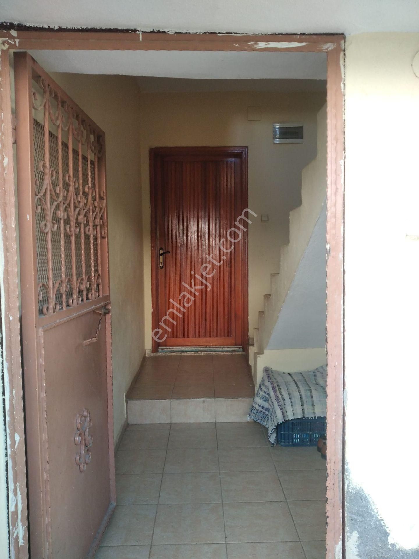 Yıldırım Beyazit Mahallesinde Tek Katli İskanlı Kombili Krediye Uygun Müstakil Ev - Görsel 3